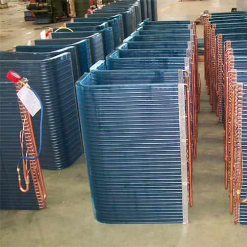 El condensador se utiliza para serpentín del ventilador